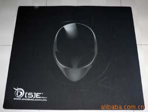 【上海桌墊工廠專業(yè)生產(chǎn)數(shù)碼產(chǎn)品廣告品,照相機(jī)臺(tái)墊,鏡頭廣告桌墊】價(jià)格_廠家 - 中國供應(yīng)商